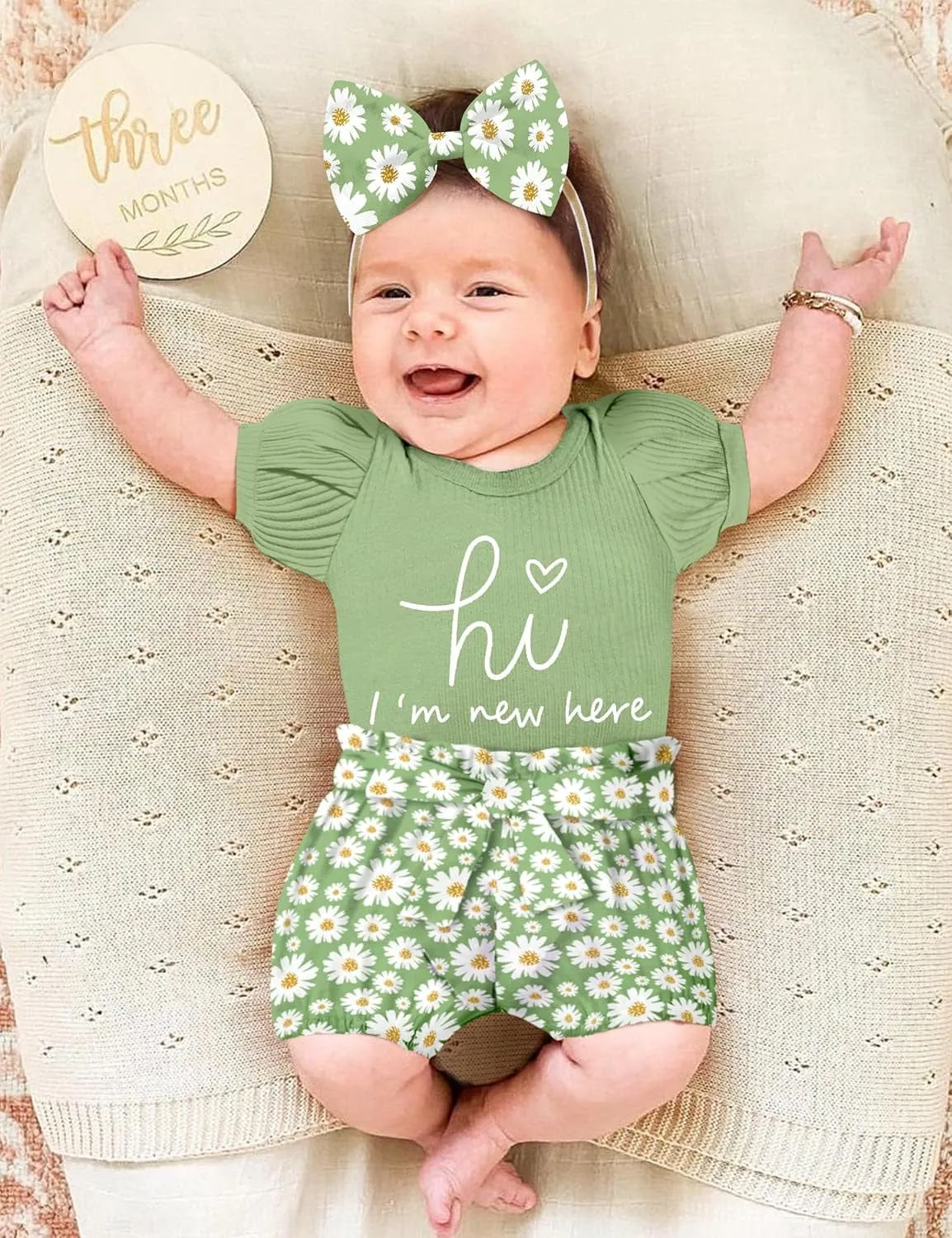 Floral Ruffle Romper and Short Pants Set for Baby Girls