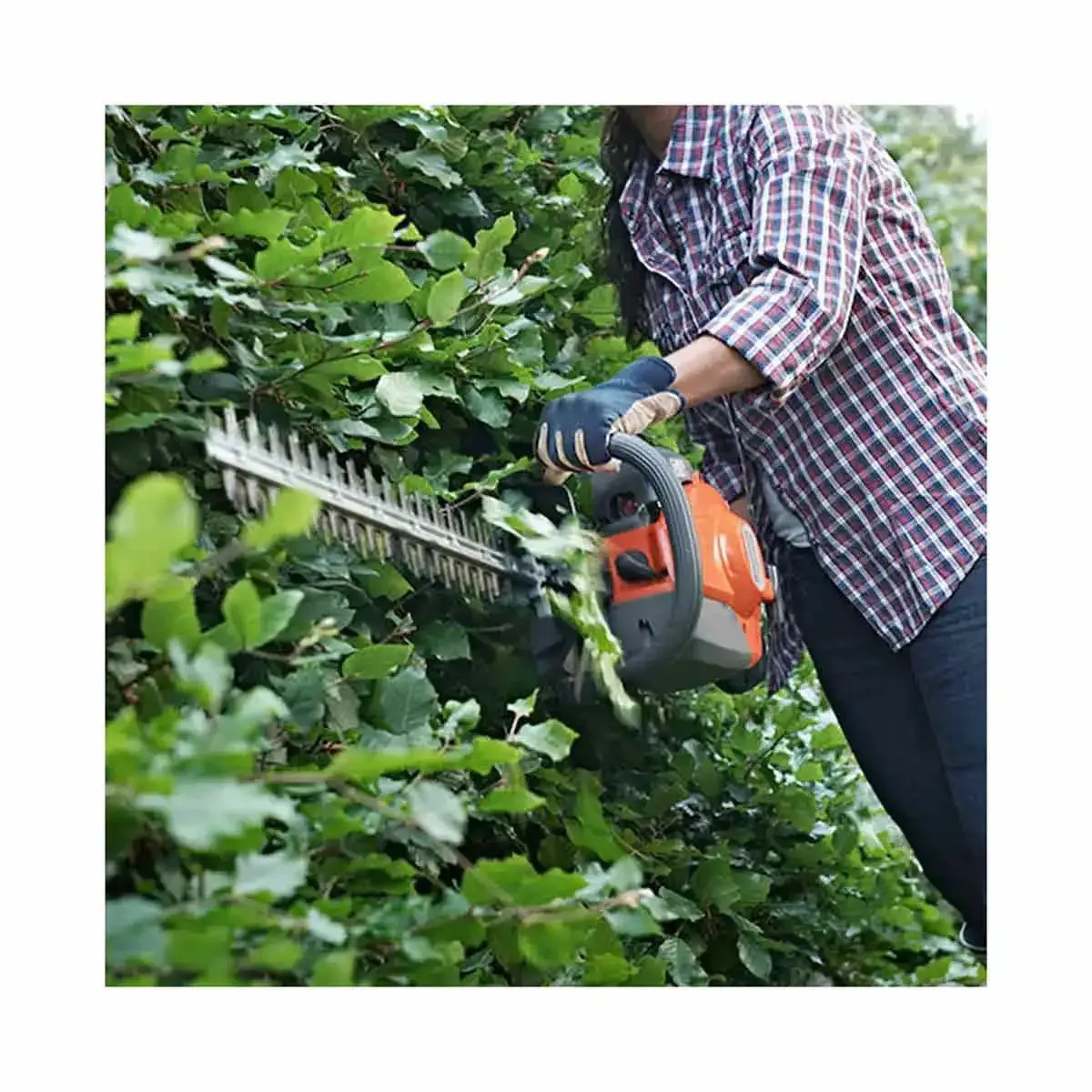 Husqvarna 122HD60 Gas Hedge Trimmer