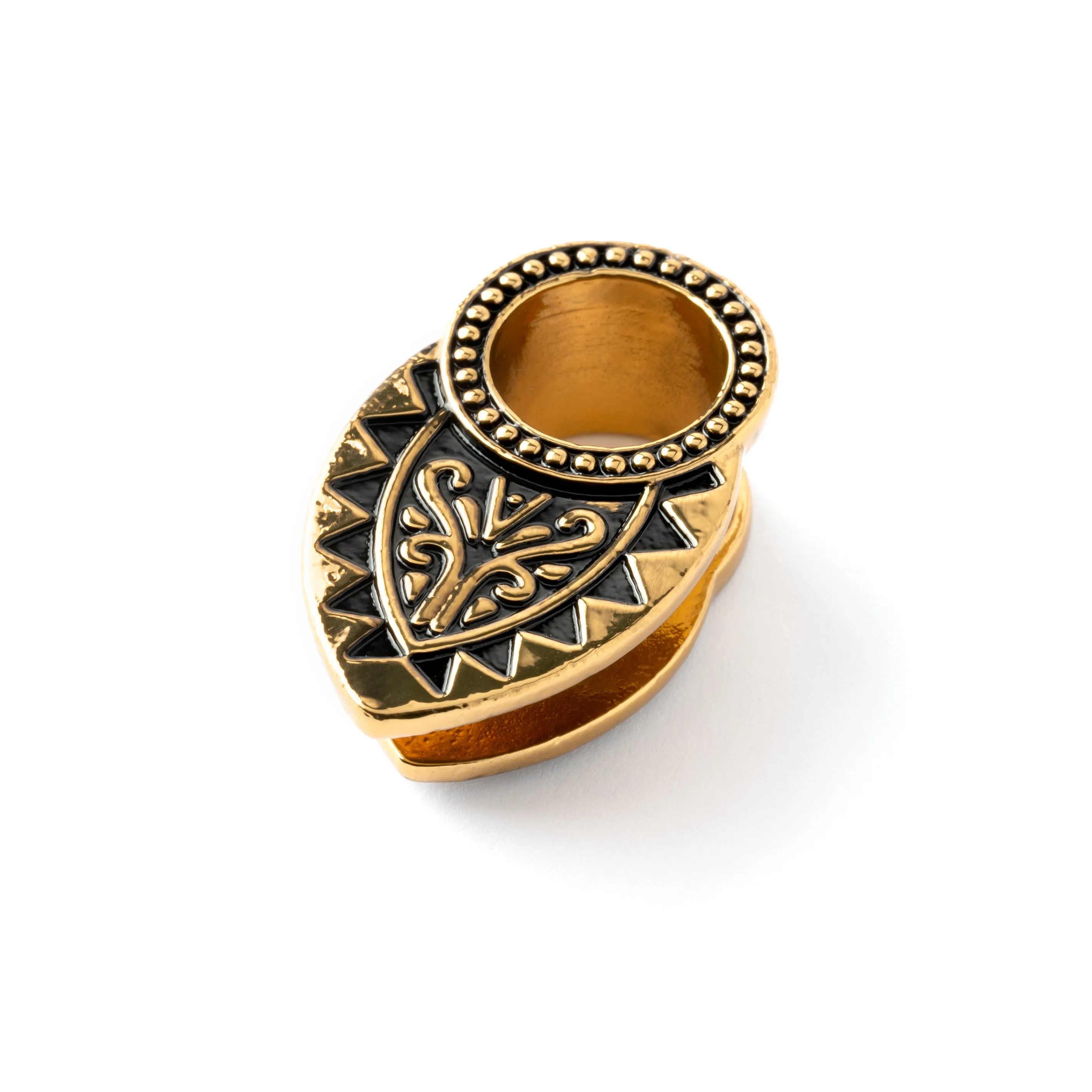 Izel Plug Tunnels