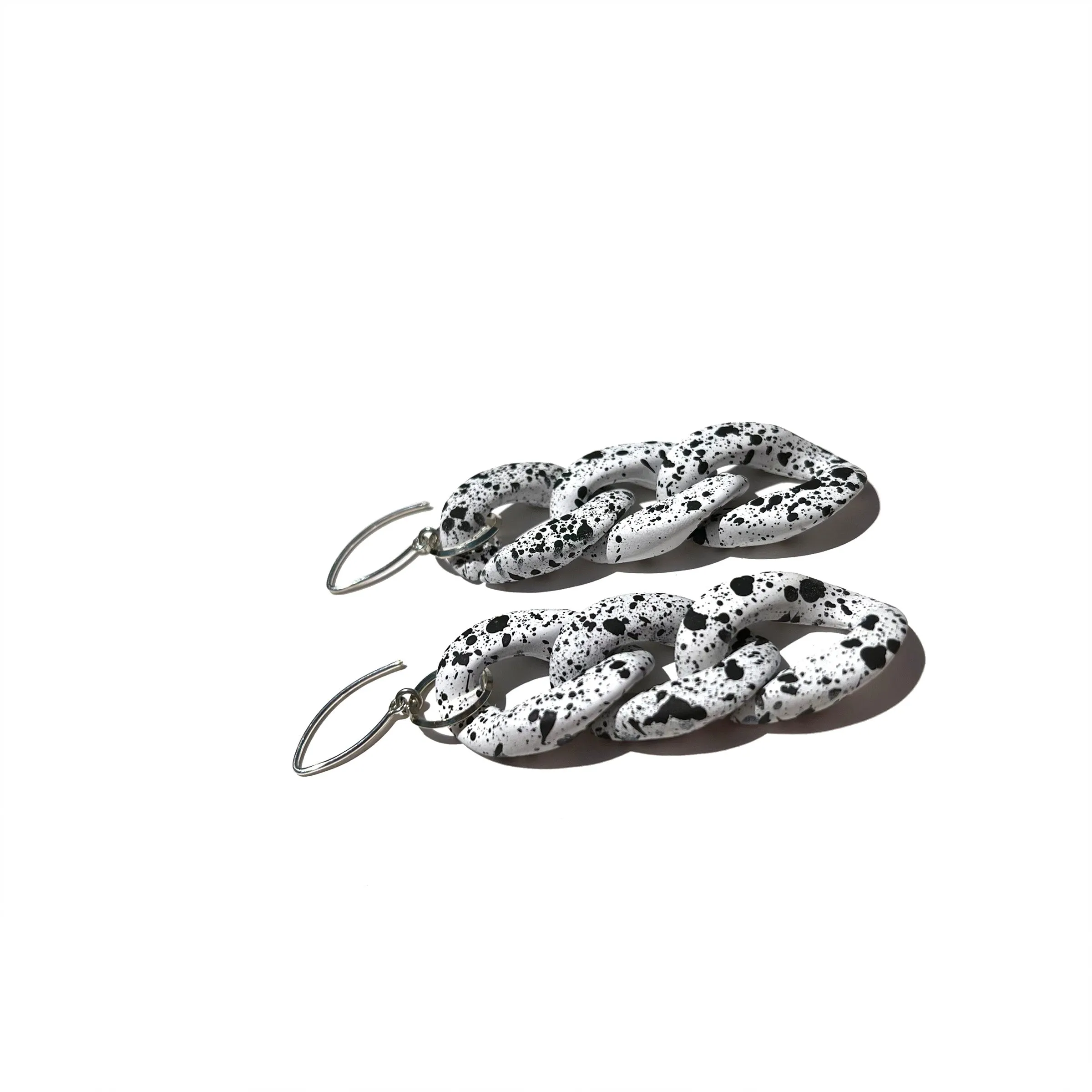 MPR x IMAGINARIUM: Bubble White Splatter 3 Chain Earrings