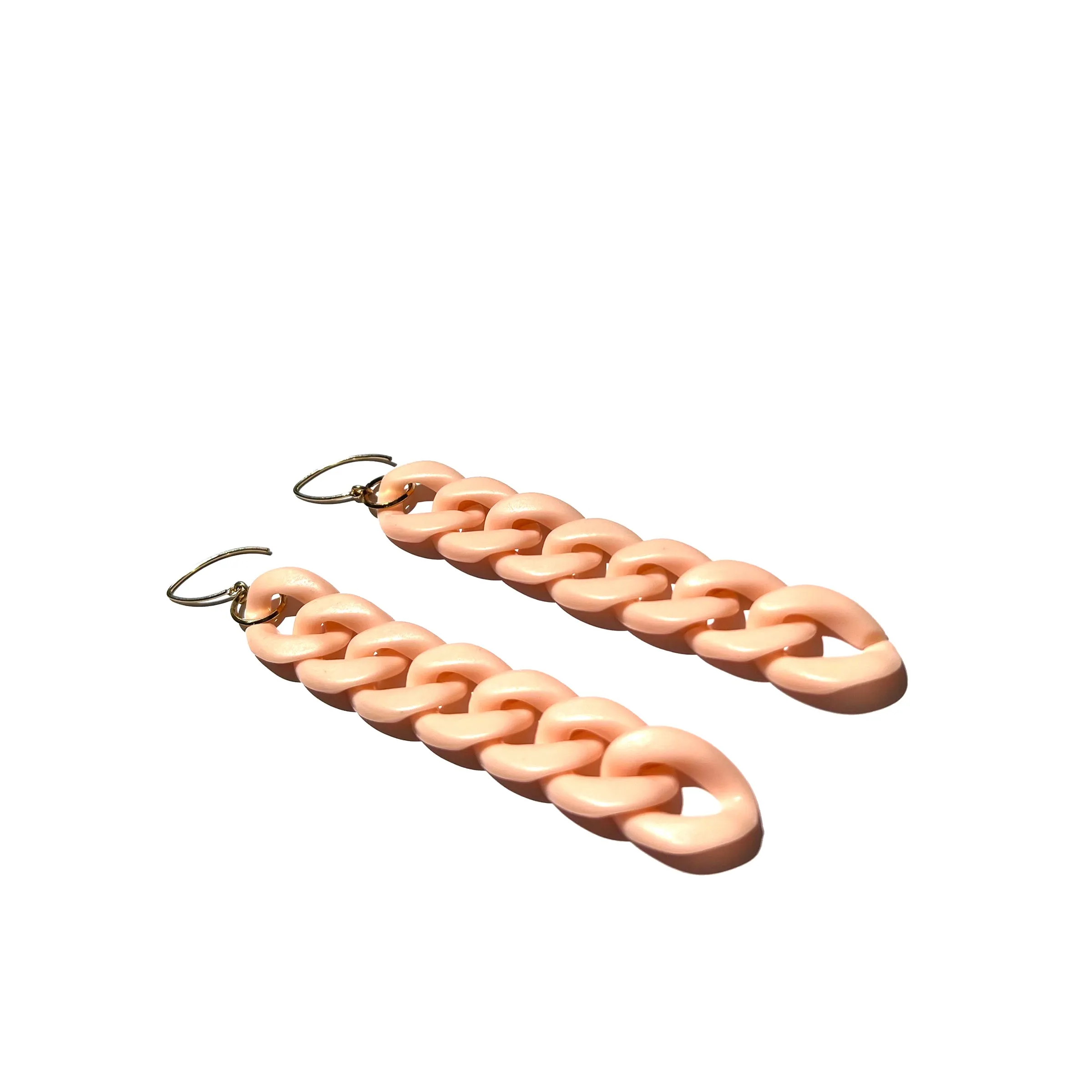 MPR x IMAGINARIUM: Medium Curb Chain Link Earrings in Peach