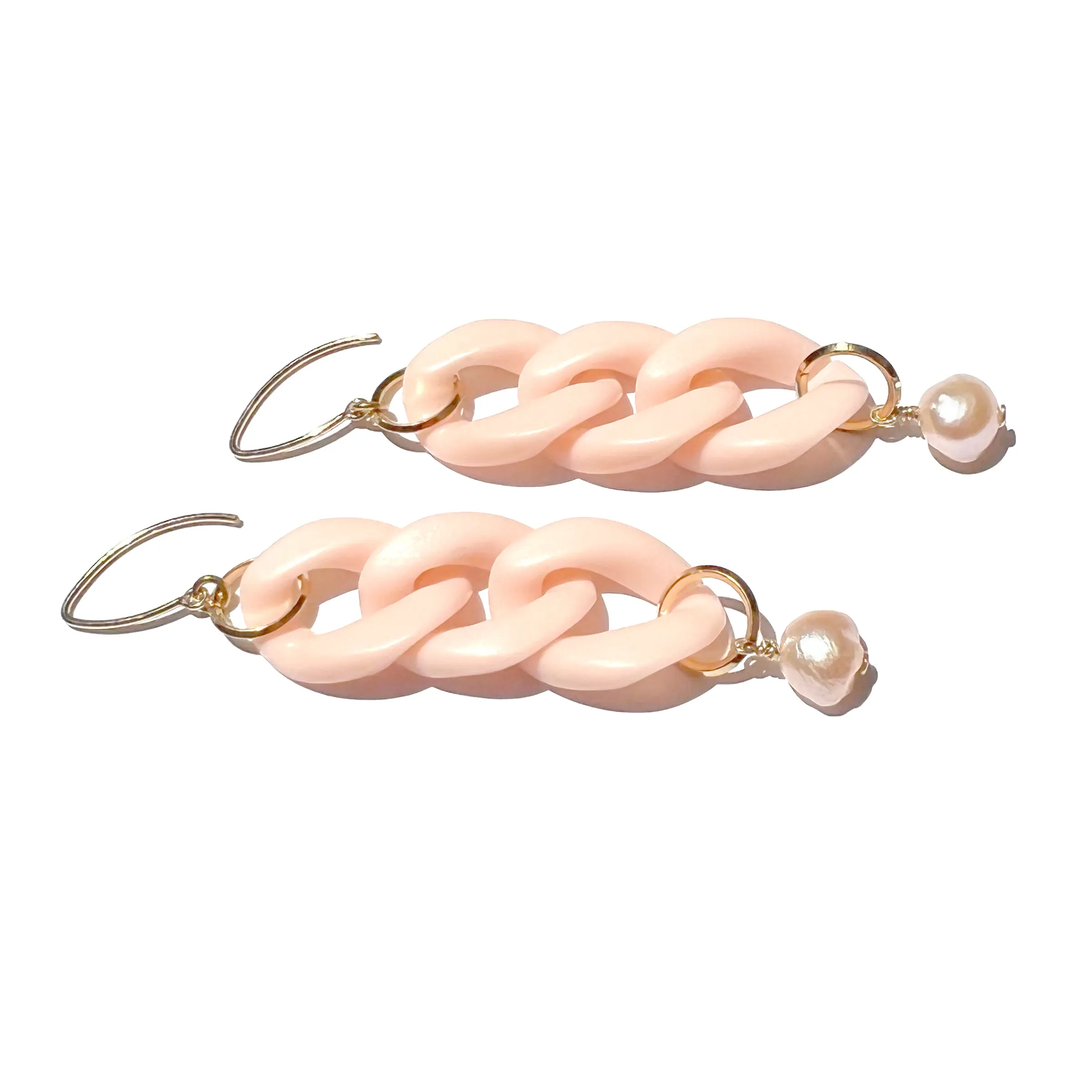 MPR x IMAGINARIUM: Peach Delight Pearl Earrings