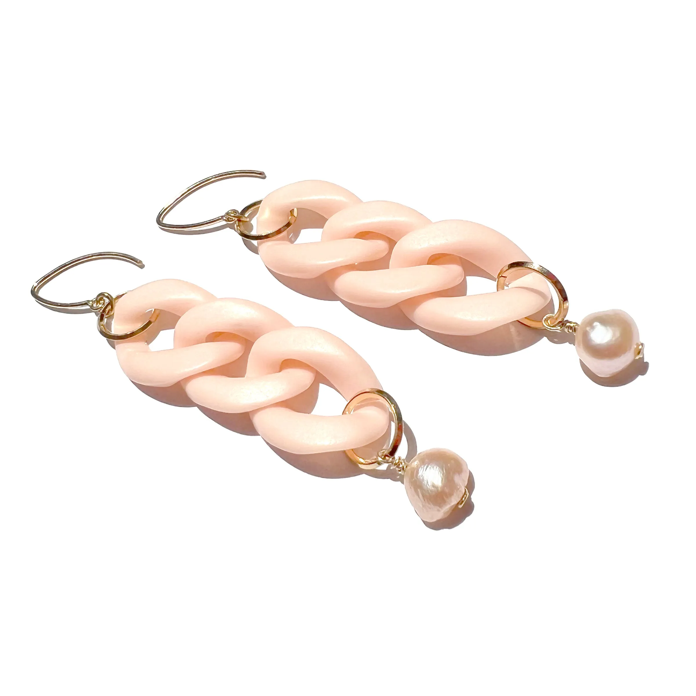 MPR x IMAGINARIUM: Peach Delight Pearl Earrings