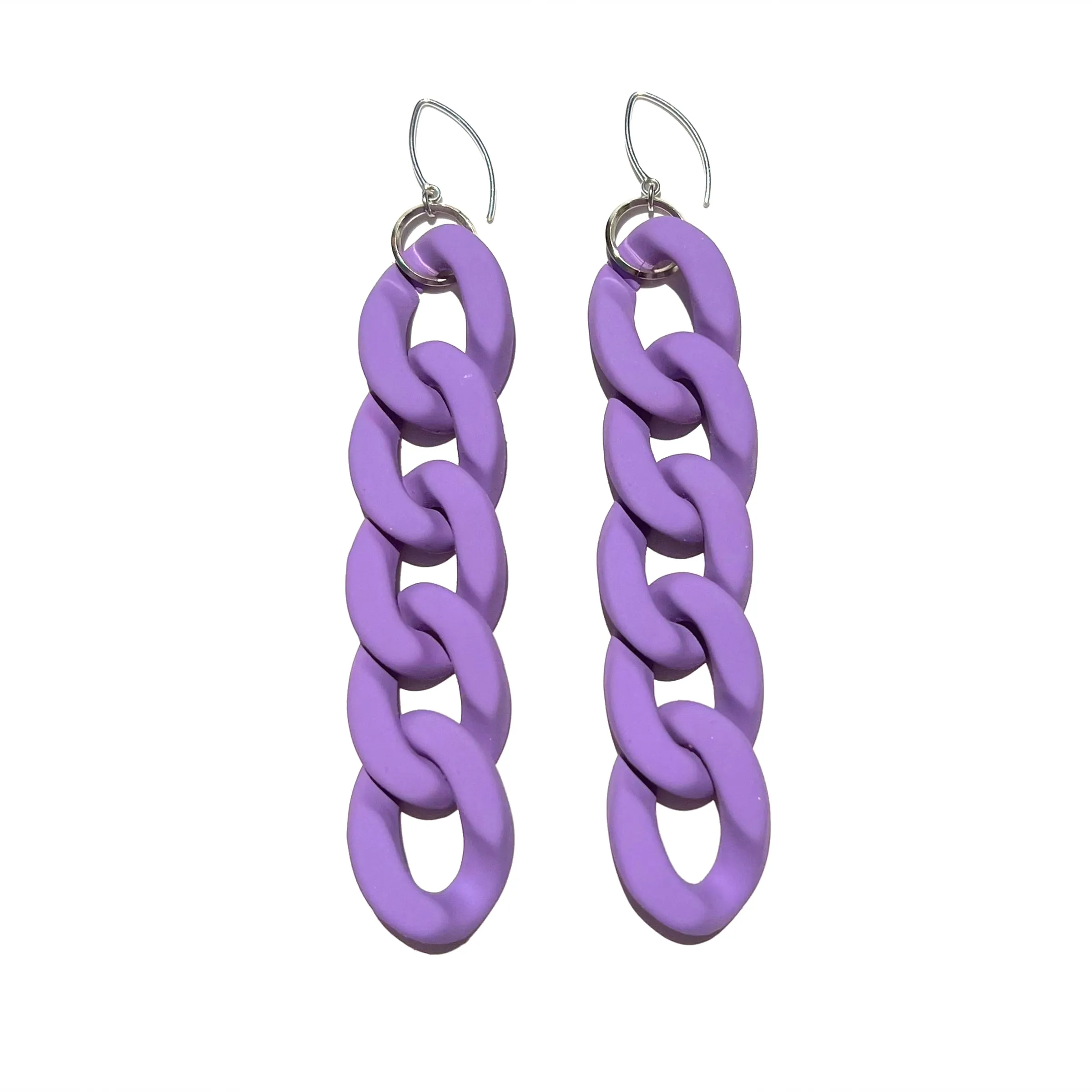 MPR x IMAGINARIUM: Velvet Matte Curb Medium Chain Link Hooks in Lavender