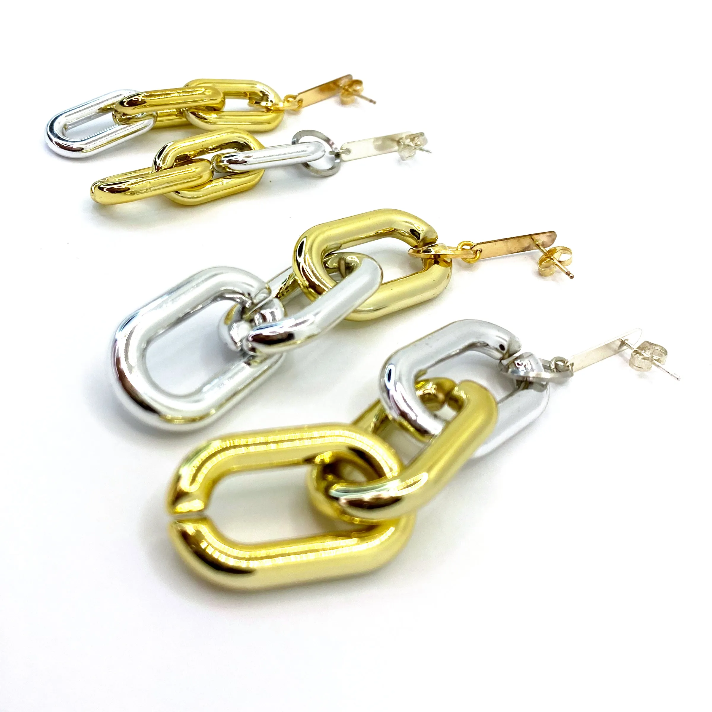 MPR x THE IMAGINARIUM: Chain Triple Links in Gold Silver with Posts