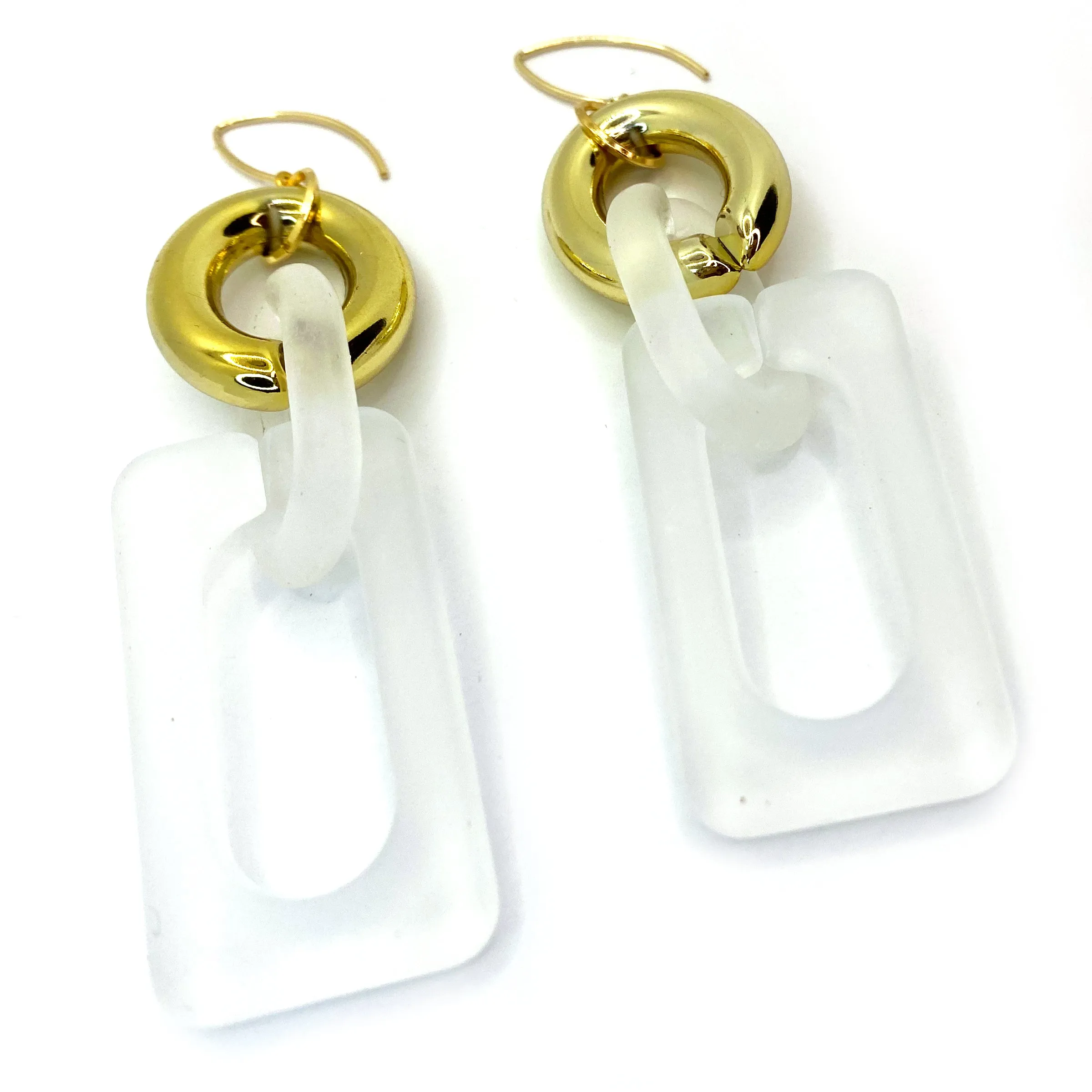 MPR x THE IMAGINARIUM: Delicious Drops in Clear Opaque Gold on Hooks