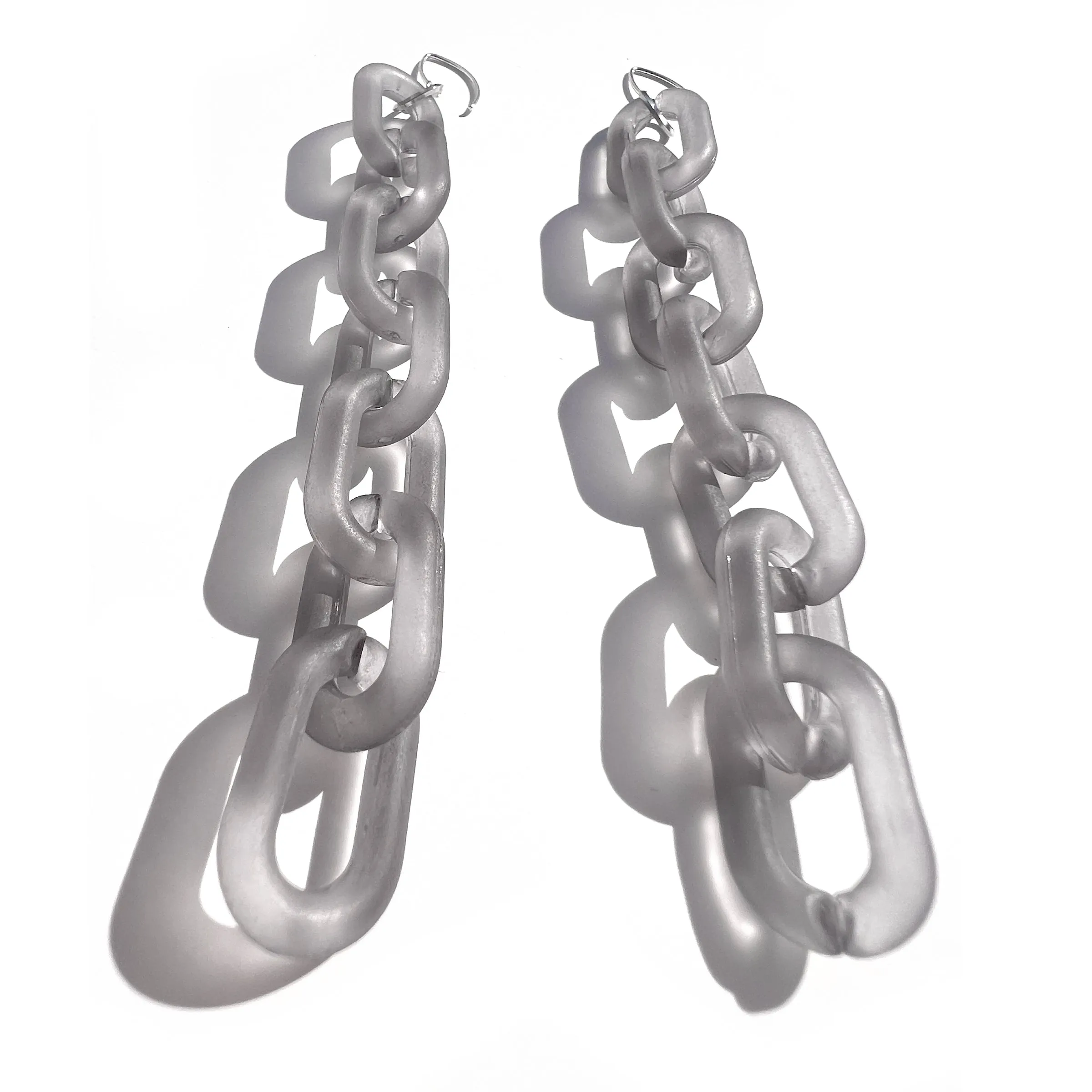 MPR x THE IMAGINARIUM: Mylar Balloon Chain Large Link Hooks in Dark and Stormy Grey