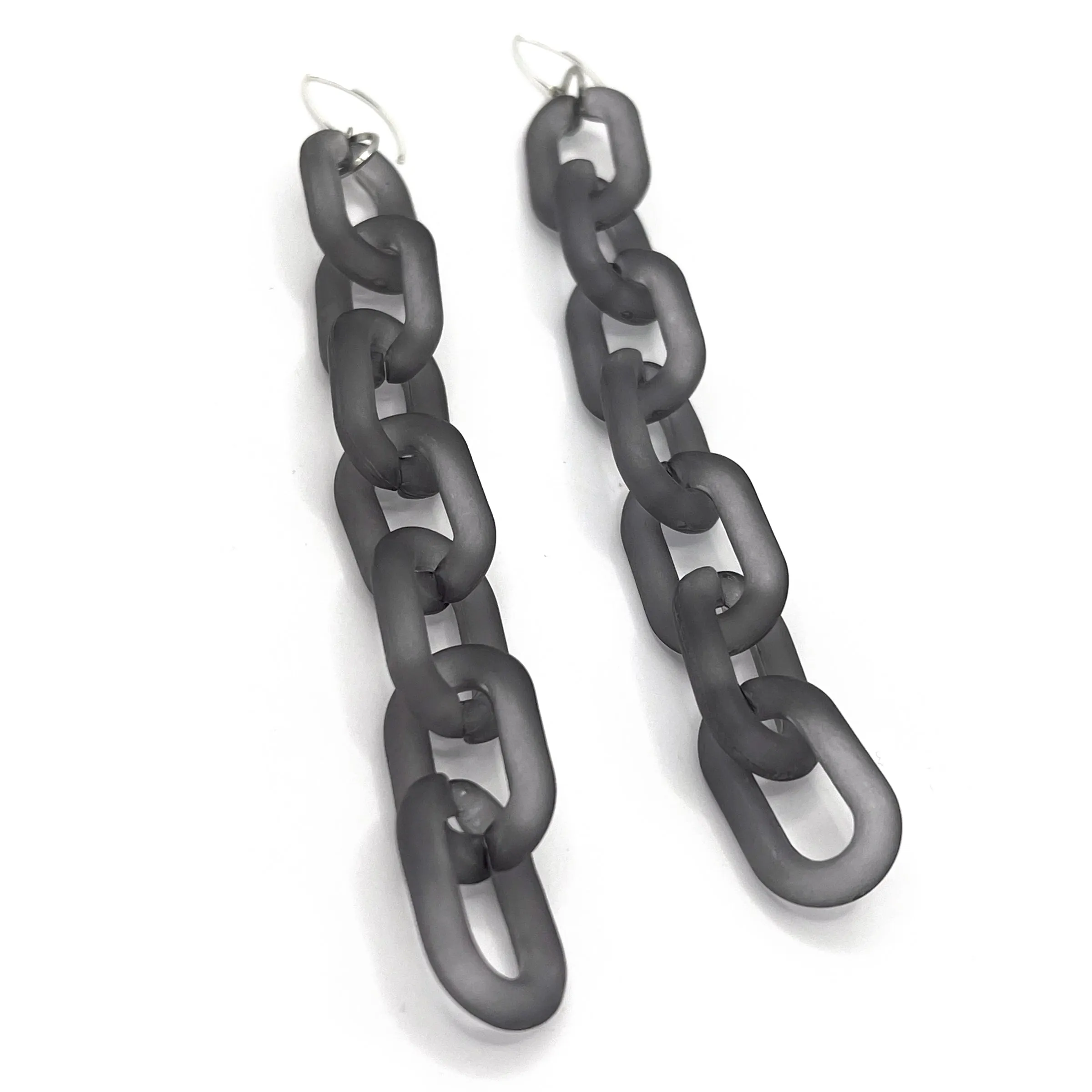 MPR x THE IMAGINARIUM: Mylar Balloon Chain Large Link Hooks in Dark and Stormy Grey