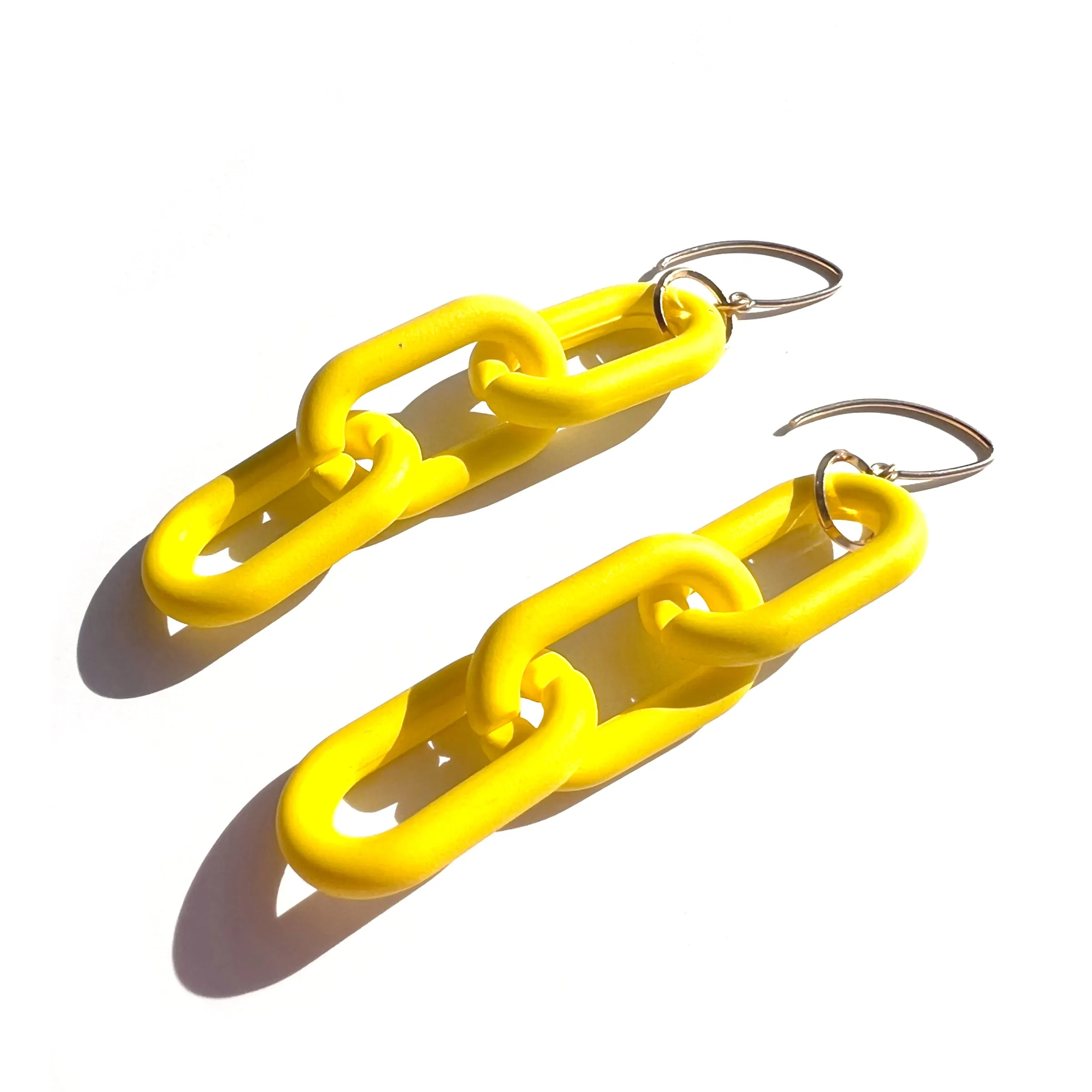 MPR x THE IMAGINARIUM: Mylar Balloon Chain Short Link Hooks in Bright Yellow