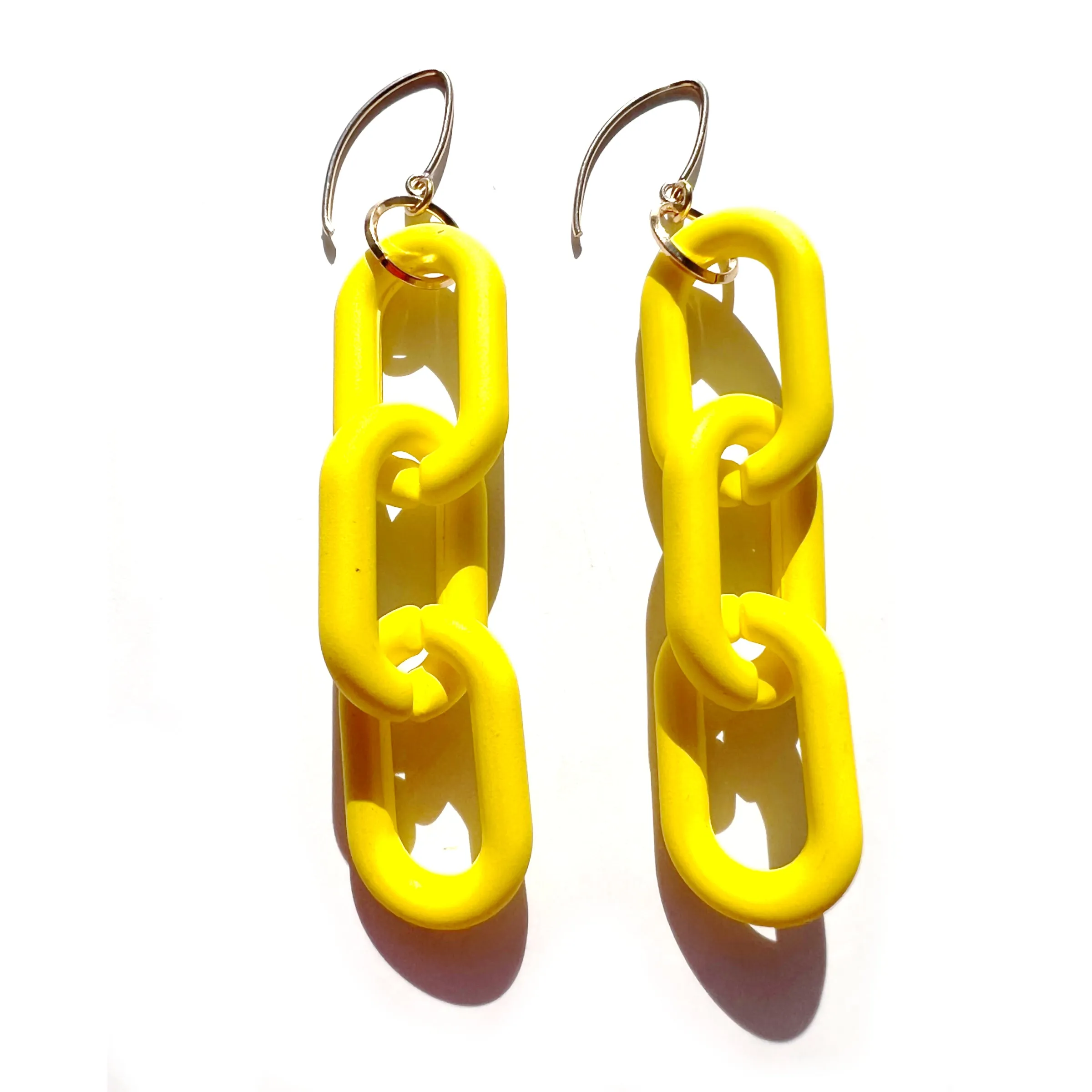 MPR x THE IMAGINARIUM: Mylar Balloon Chain Short Link Hooks in Bright Yellow