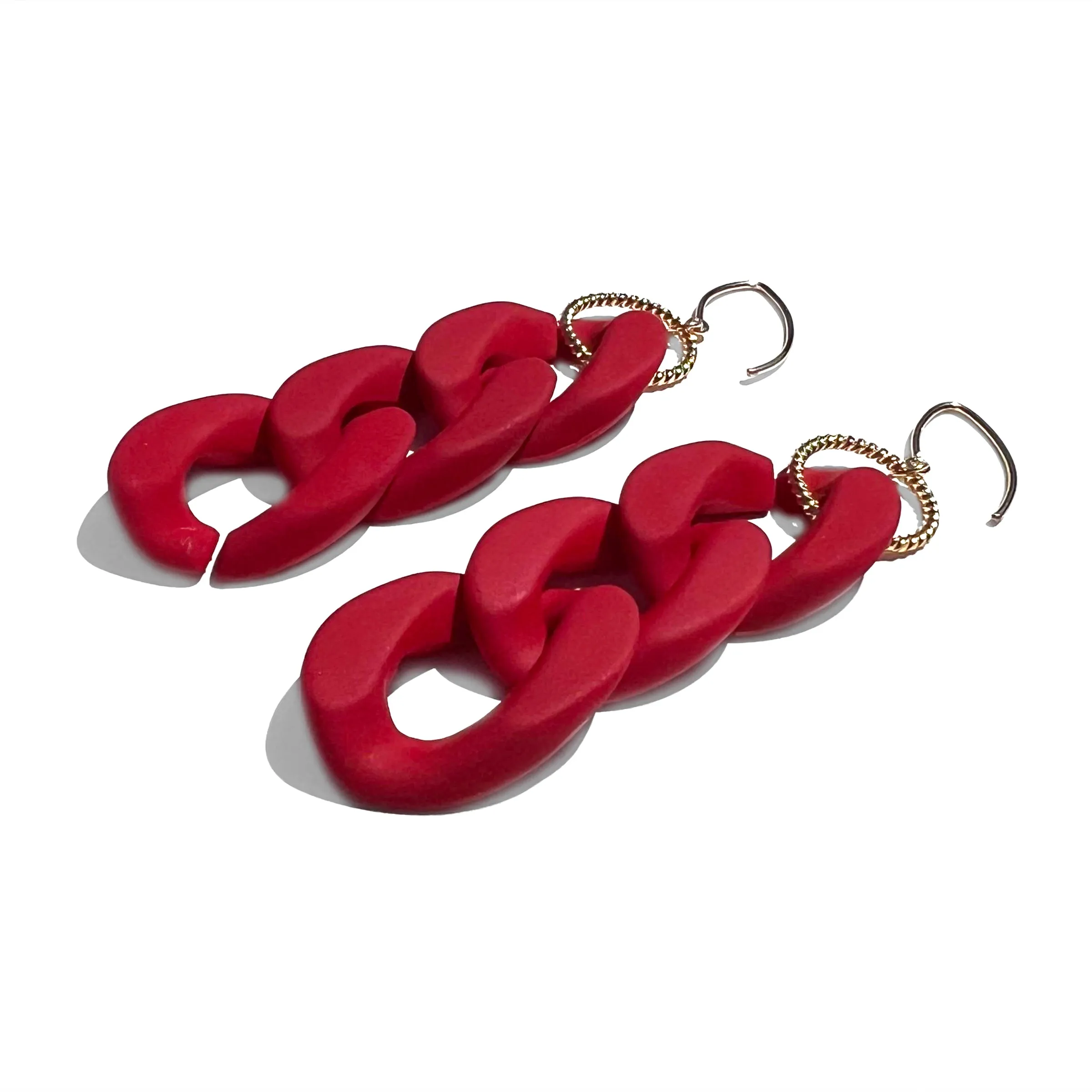 MPR x THE IMAGINARIUM: Red Curb Chain Triple Earrings