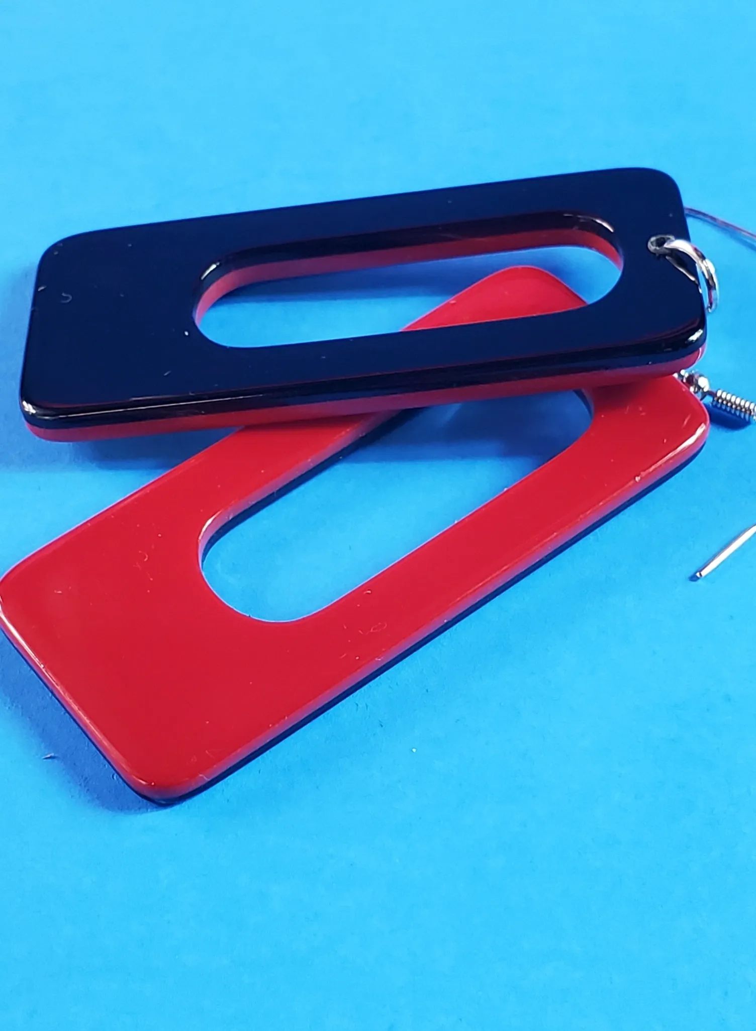 Rectangular Acrylic Dangle Earrings - Red & Black