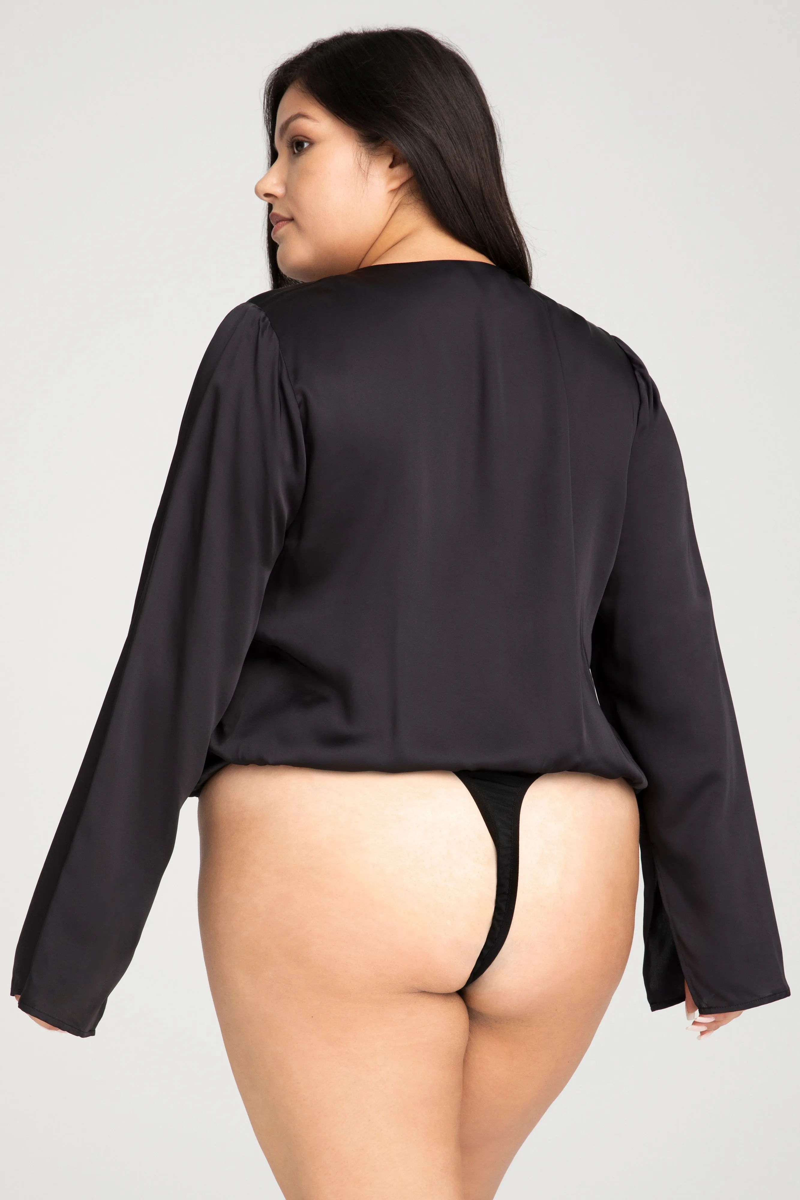 SATIN WRAP BODY | BLACK001