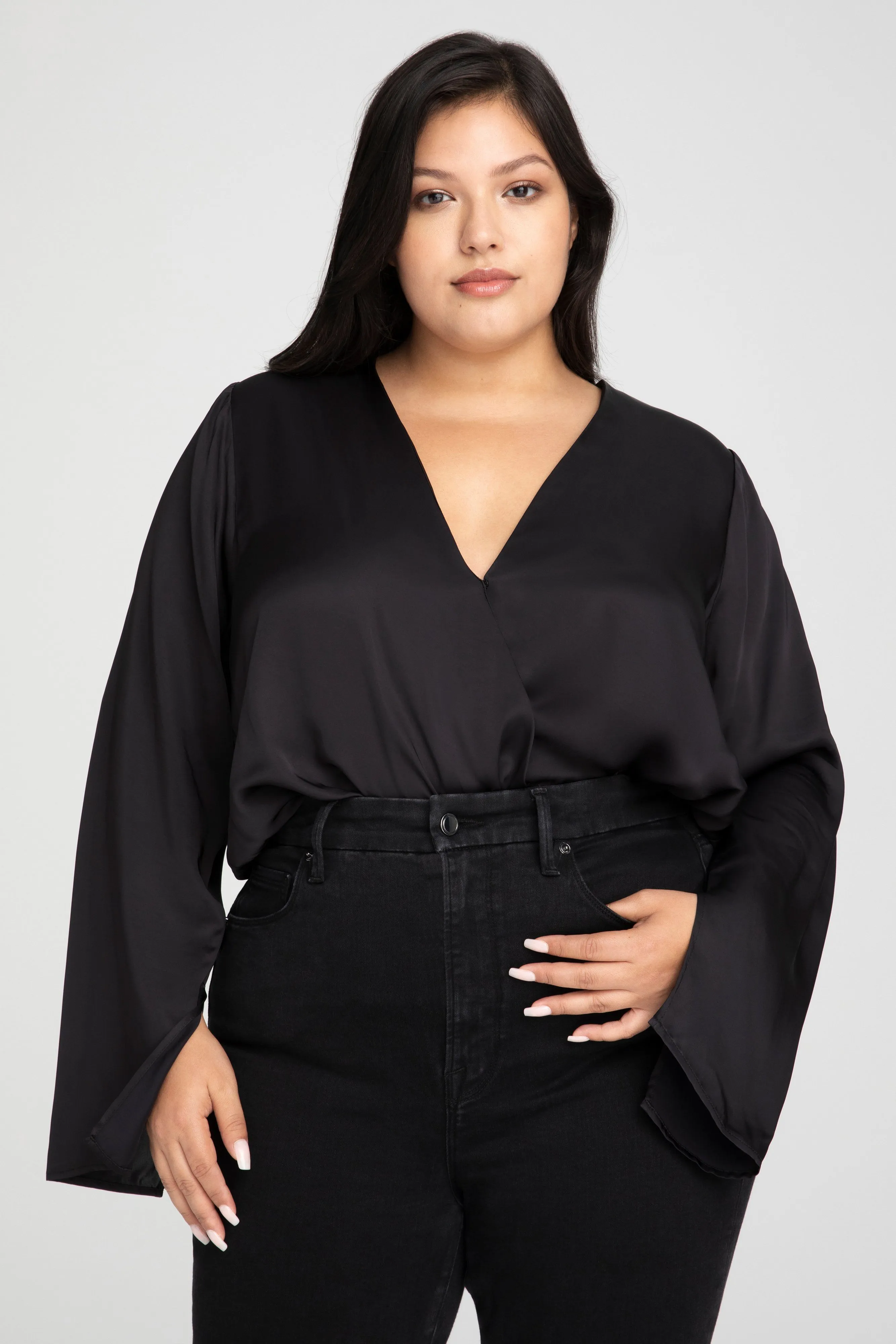 SATIN WRAP BODY | BLACK001