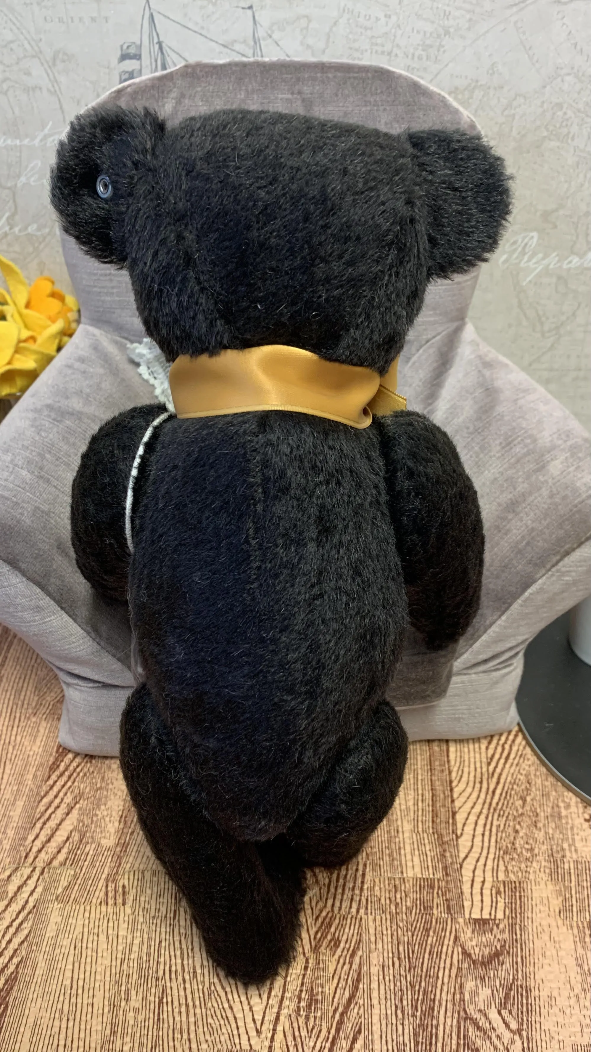 Steiff  Black Teddy Bear with Growler, Limited Edition Replica 1912(403200)