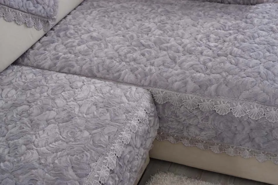 Winter Warm Flowers Anti Slip Sofa Cover